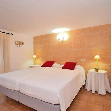 بيت للعطل 057 Mercedes Etv120 By Mallorca Charme *